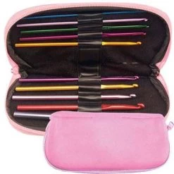 Herrschners Set Of 10 Aluminum Crochet Hooks W/Case