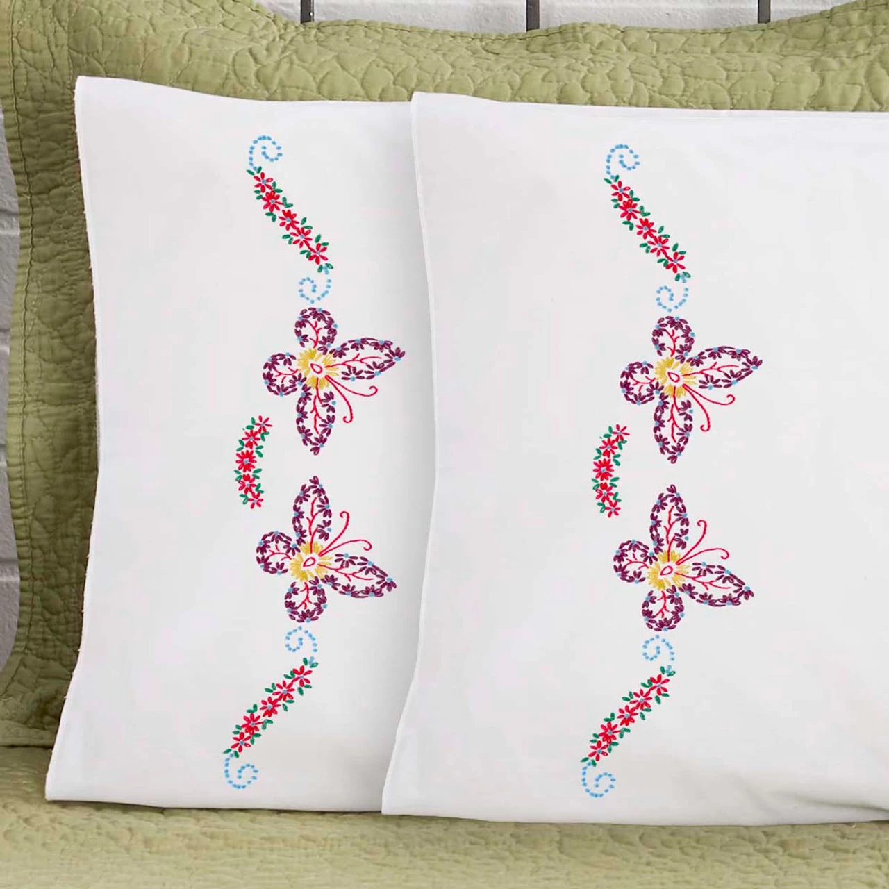 Herrschners Stella Pillowcase Pair Stamped Embroidery