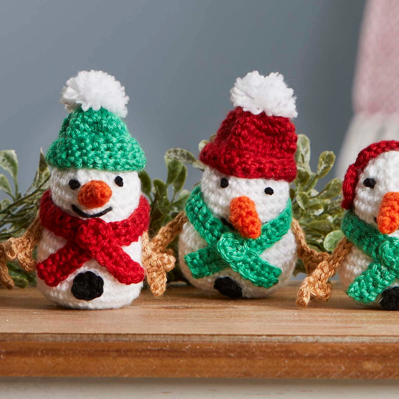 Herrschners Frosty Fellows Crochet Kit - Image 2
