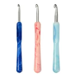 Boye Ergonomic Acrylic Handle Set Of 3 Crochet Hooks